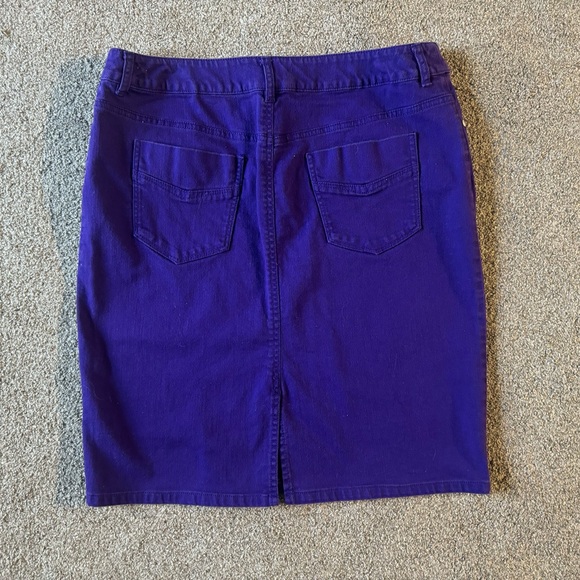 Chico’s Denim Skirt Size S (1,5) pencil Workwear Classic Purple Casual - Picture 9 of 11